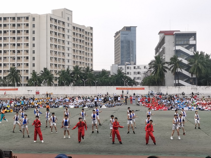 趣味运动我快乐，健体强国我能行――韩国a片实验小学第二届体育艺术节