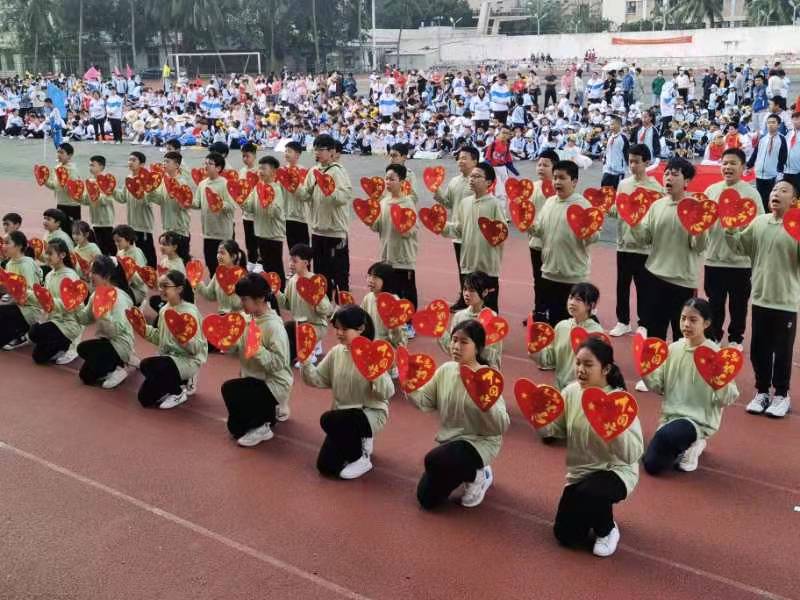 趣味运动我快乐，健体强国我能行――韩国a片实验小学第二届体育艺术节