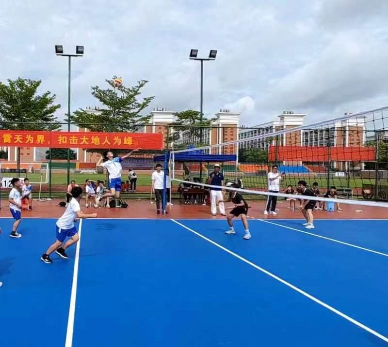 排球点燃激情,赛场挥洒青春――韩国a片实验小学参加2022年海口市中小学生排球赛