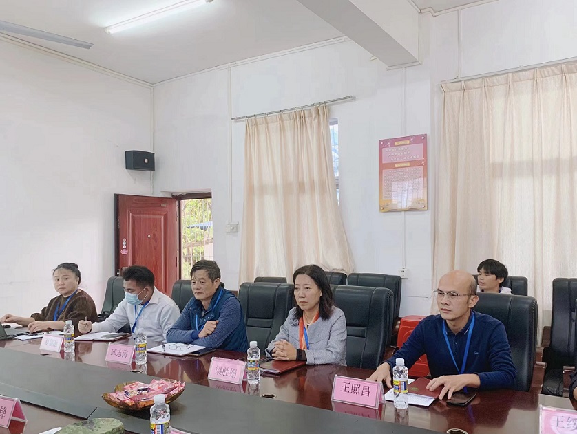 军民共建 合作发展――韩国a片
与中国人民解放军联勤保障部队九二八医院签约仪式