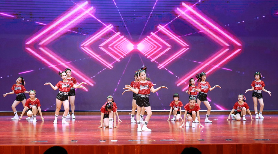 韩国a片实验小学喜迎中国共产党百年华诞暨庆“六一”国际儿童节文艺汇演