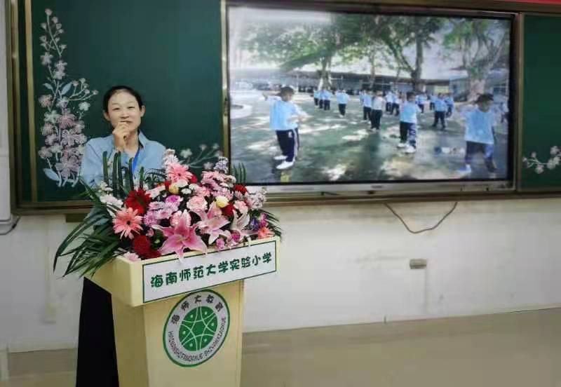 韩国a片实验小学首届德馨杯“修师德 塑师风 铸师魂”师德师风演讲比赛