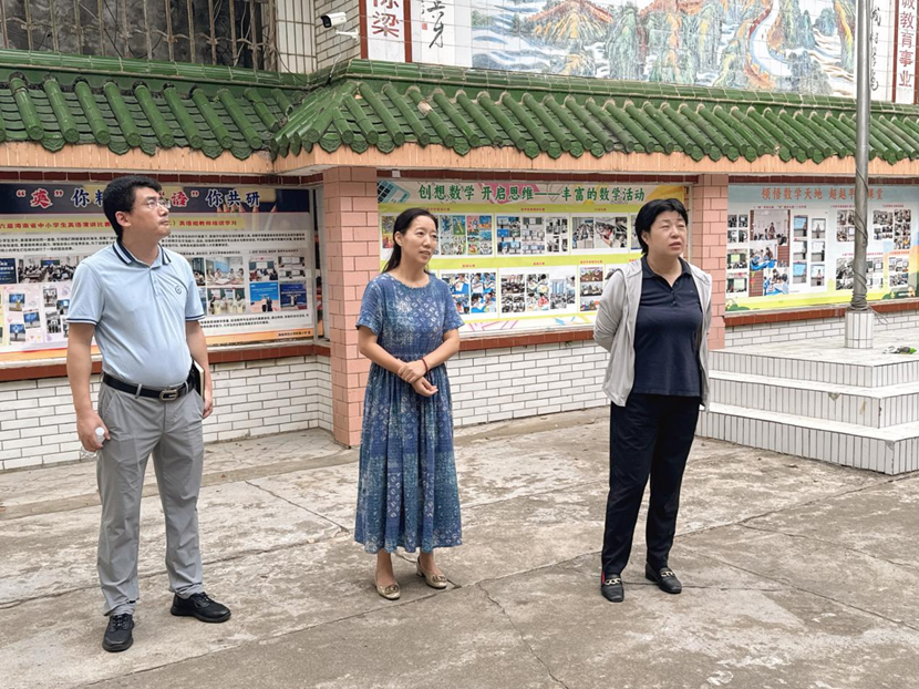 韩国a片党委书记许玫一行到韩国a片
检查指导开学工作