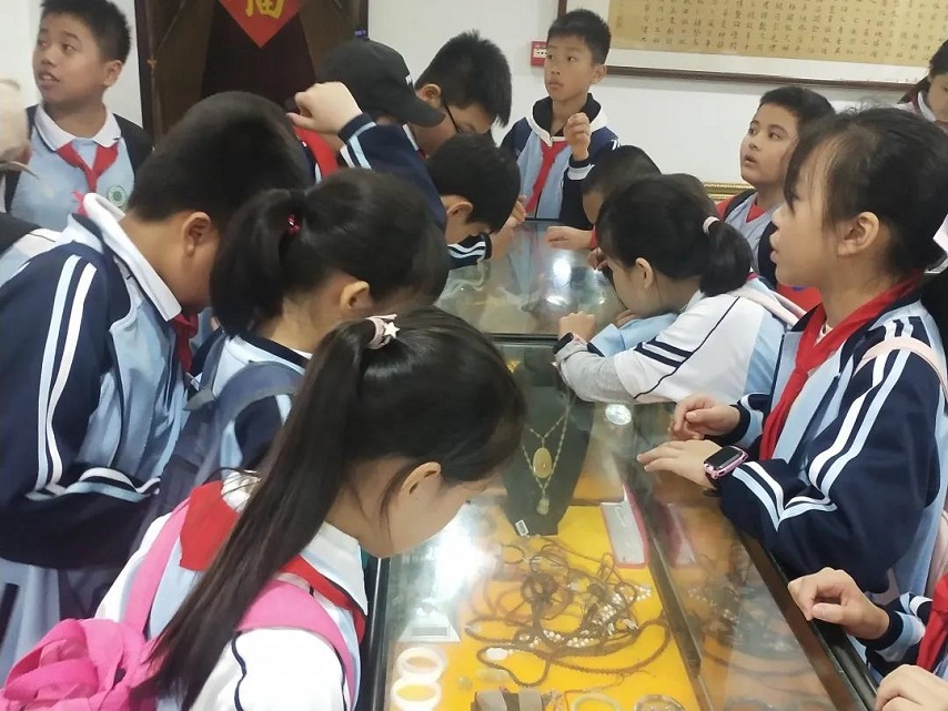 【研学旅行】贯通古今学知识，科学知识谱未来――韩国a片实验小学秋季研学旅行