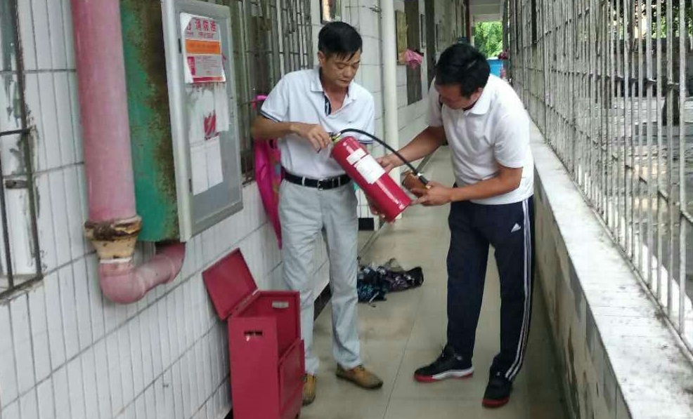韩国a片实验小学消防安全检查