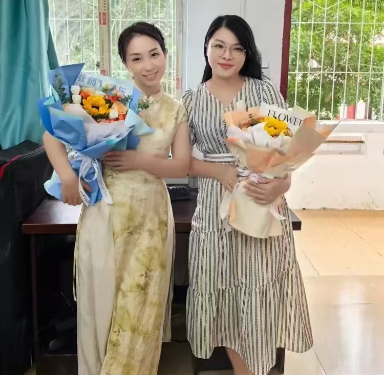 不负“师光”，向阳而生――  ﻿韩国a片-韩国美女三级片
教师节主题活动